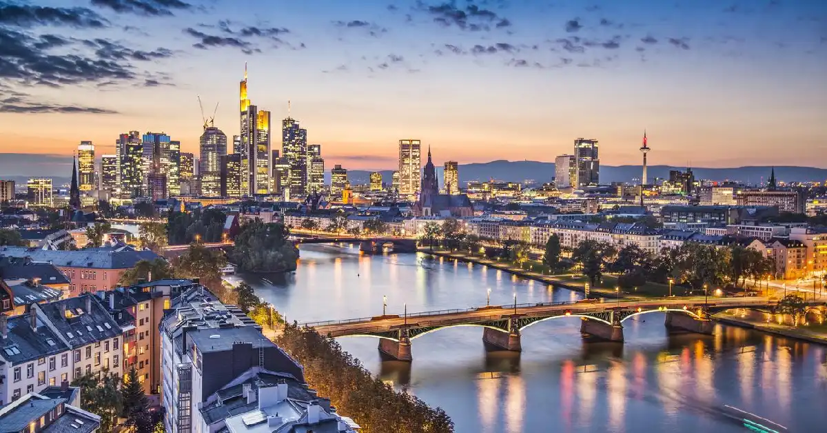 Luxury Travel in Frankfurt am Main: Top Hotels, Fine Dining & Exclusive Experiences